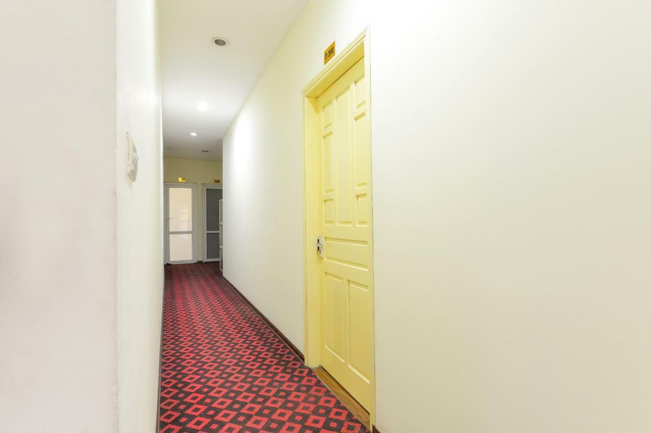 Oyo 279 West Lake Hotel Hanoi Dış mekan fotoğraf
